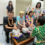 งานสงกรานต์ ศท. พิธีสรงน้ำพระ รดน้ำขอพรผู้ใหญ่ ... Image 3
