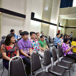 งานสงกรานต์ ศท. พิธีสรงน้ำพระ รดน้ำขอพรผู้ใหญ่ ... Image 7