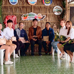 ทีมผลิตรายการเรียนนอกรั้ว ... Image 1